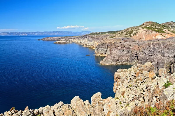 Sardinie-cliff v ostrov san pietro — Stock fotografie