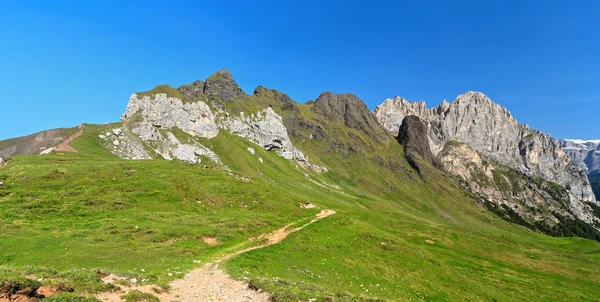 Dolomiti - high Fassa Valley — Stock Photo, Image