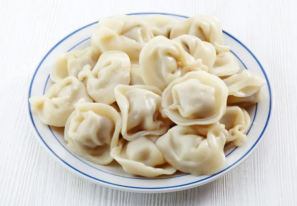 Rosyjski pelmeni pierogi — Zdjęcie stockowe