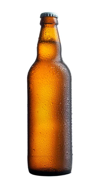 Garrafa de cerveja perfeita no fundo branco — Fotografia de Stock