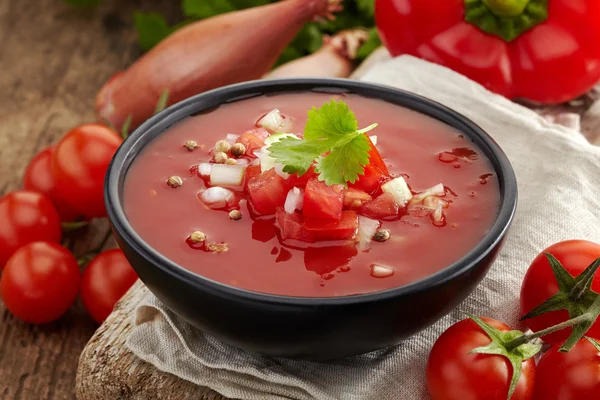 Färsk tomat soppa gazpacho — Stockfoto