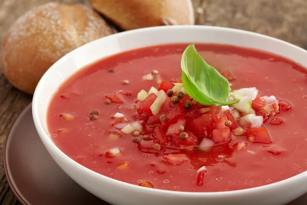 Świeżych pomidorów zupy gazpacho — Zdjęcie stockowe