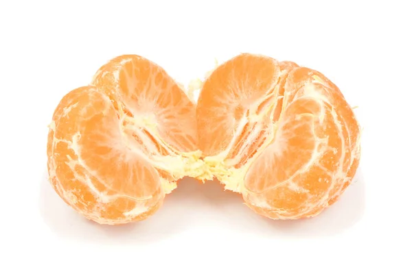 Mandarina Fresca Laranja Madura Fatias Mandarina Isoladas Fundo Branco Foto — Fotografia de Stock