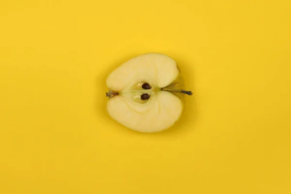 Yellow Apple Isolated Yellow High Resolution Photo Full Depth Field — Fotografia de Stock