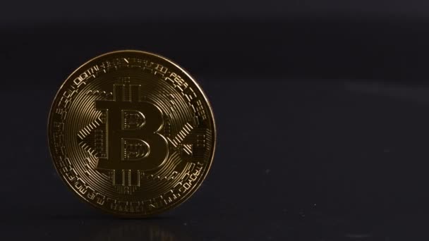 Oro Bitcoin Símbolo Moneda Redonda Como Criptomoneda Dinero Digital Negro — Vídeos de Stock