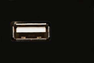 Renkli USB adaptör portu veya arayüzü kapat. Yüksek çözünürlüklü. Tam alan derinliği.