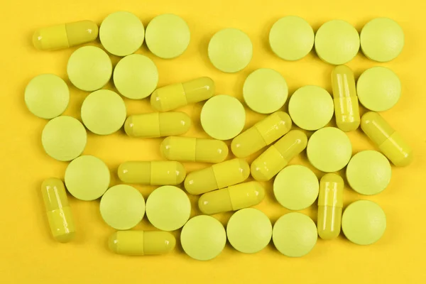 Pharmaceutical Tablets Medicine People Health Heal Diseases Yellow Tablets Yellow — Stock Photo, Image