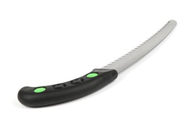 Katlanan bahçe testeresi beyaz bir arka planda, cep testeresi ile izole edilmiş. Yüksek çözünürlüklü. Tam alan derinliği.