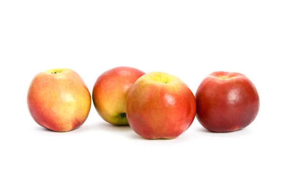 Pommes rouges dans le panier — Photo