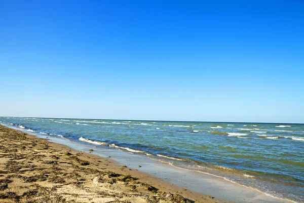 Cielo azul, sol y mar — Foto de Stock