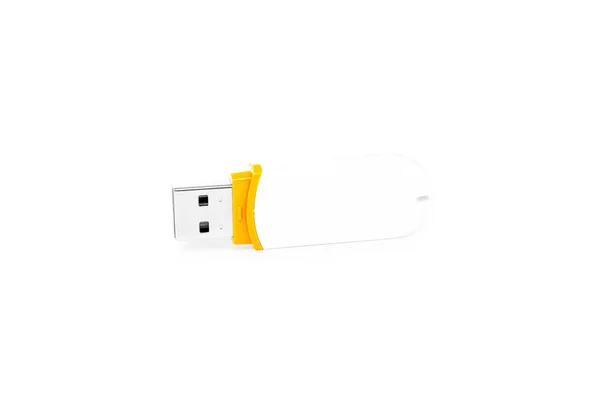 USB flash drive closuep op witte achtergrond — Stockfoto