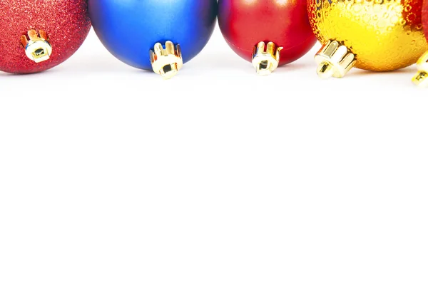 Palle di Natale isolate su uno sfondo bianco — Foto Stock