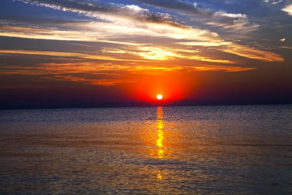 海面上的日出 — 图库照片