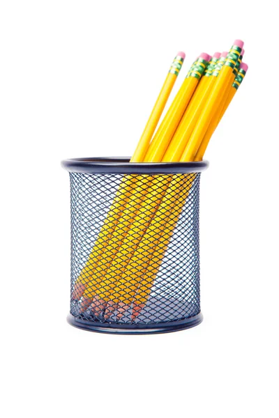 Crayons de plomb dans un pot en métal — Photo