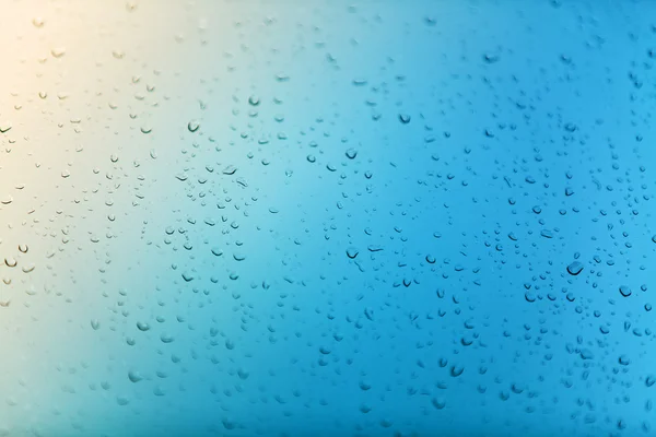 Gotas de agua sobre vidrio — Foto de Stock