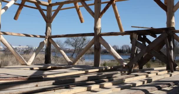 Casa de quadro de madeira em construção. — Vídeo de Stock