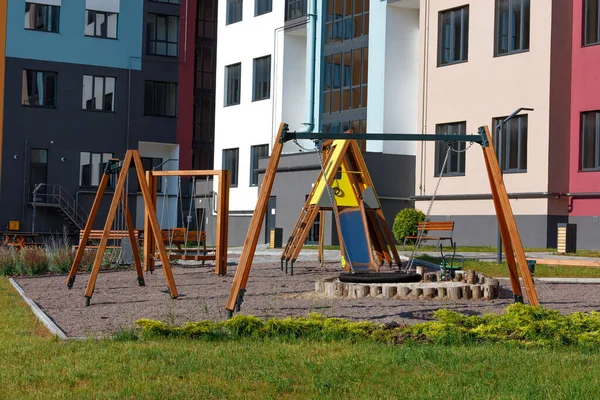 Modern Children Playground Courtyard High Rise Residential Buildings Sunny Summer — Stockfoto
