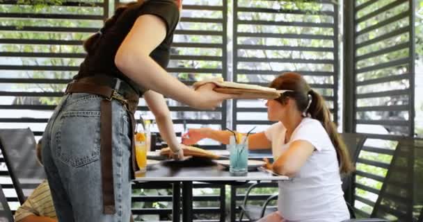 Portrait Happy Family Having Lunch Cafe High Quality Footage — Stockvideo