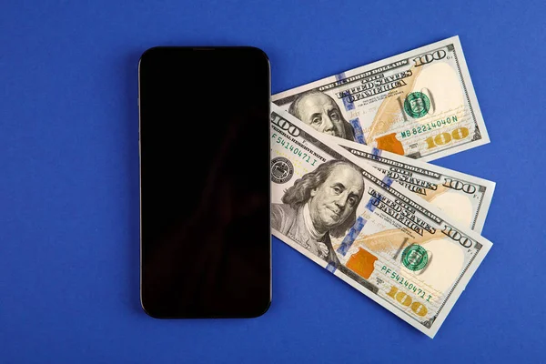 Teléfono Móvil Con Pantalla Blanco Para Insertar Texto Dinero Con — Foto de Stock