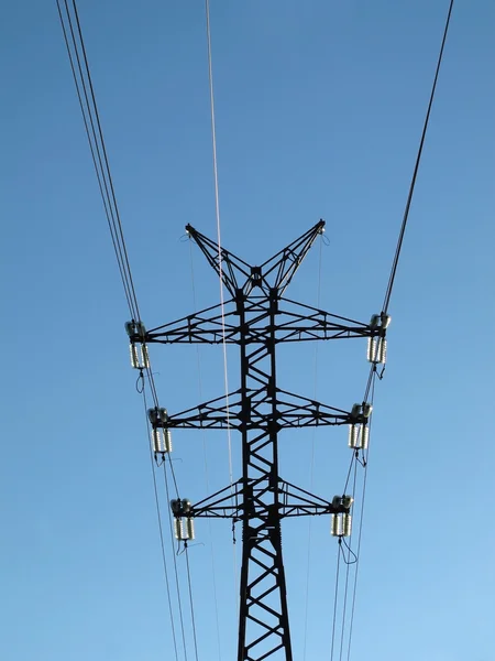 Abhängige Stromleitungen — Stockfoto