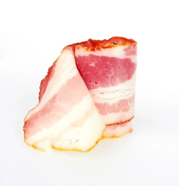 Свежий нарезанный свиной бекон — стоковое фото