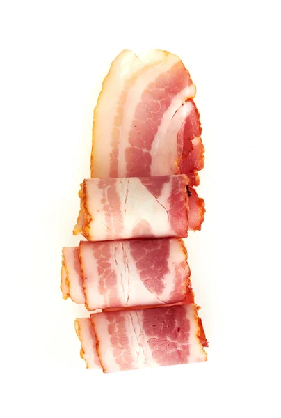 Свежий нарезанный свиной бекон — стоковое фото