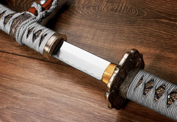 Катана, японский меч — стоковое фото