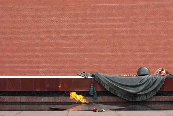 Moscou: Chama Eterna Túmulo do Soldado Desconhecido — Fotografia de Stock