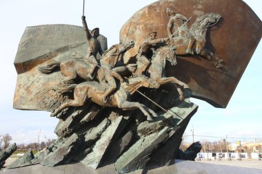 MOSCOW, RUSSIA - 7 Kasım 2021: Poklonnaya Gora - Zafer Parkı - Rusya 'nın Napolyon zaferine adanmış açık hava müzesi. 