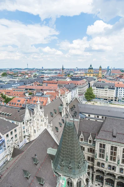 Widok z Monachium widziana z wieży neues rathaus. — Zdjęcie stockowe