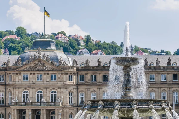 Nouveau palais à la Schlossplatz à Stuttgart, Allemagne — Photo