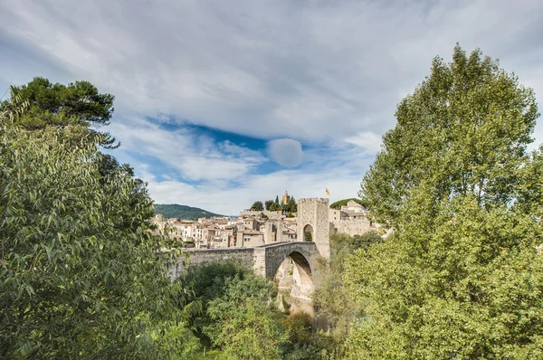 Ponte medievale a Besalu, Spagna — Foto Stock