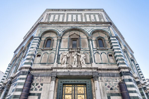 Die battistero di san giovanni in florenz, italien — Stockfoto