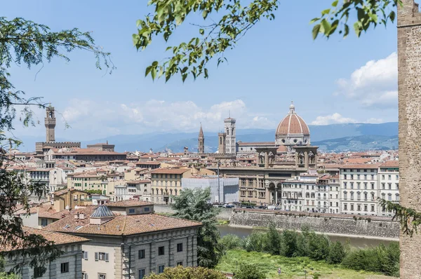 フィレンツェのミケランジェロ広場イタリアから見た — ストック写真