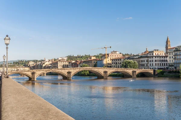 Bron ponte alla carraia i Florens, Italien. — Stockfoto