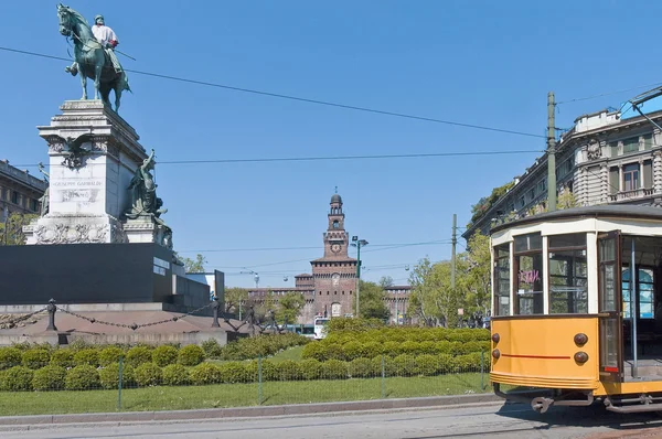 Estátua de Giuseppe Garibaldi em Milão, Itália — Fotografia de Stock