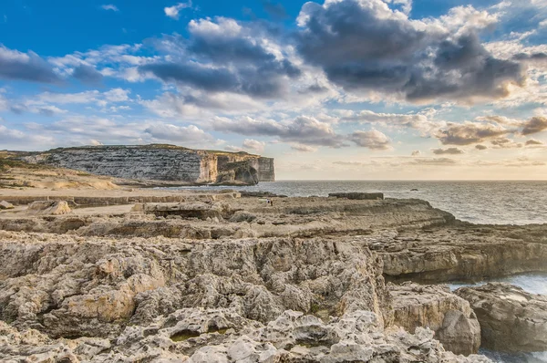 Dwajra zálivu na ostrově gozo, malta. — Stock fotografie