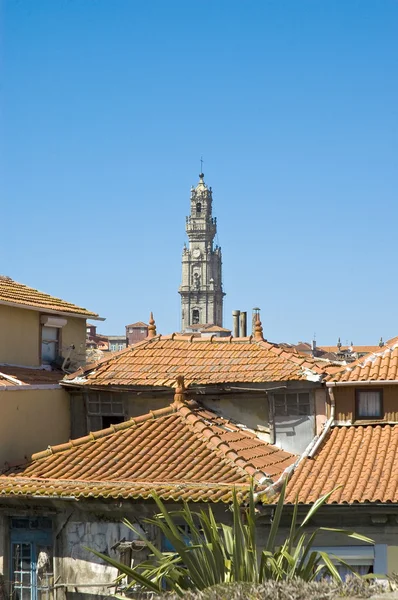 Clerigos toren in porto, portugal — Stockfoto