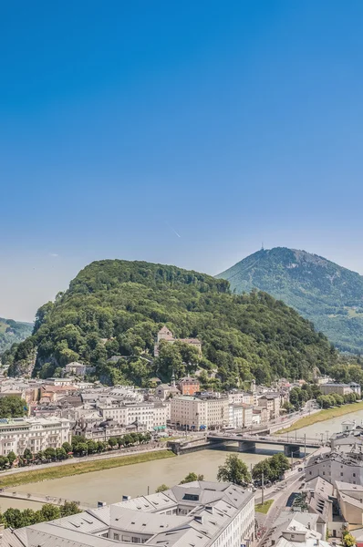 Capucijnenberg heuvel in salzburg, Oostenrijk — Stockfoto