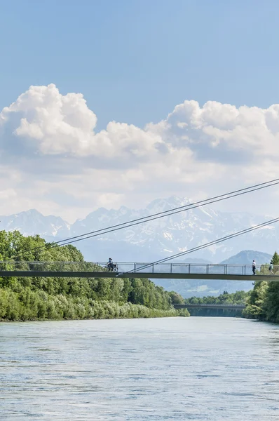 Rzeki Salzach na jego drodze salzburg, austria — Zdjęcie stockowe