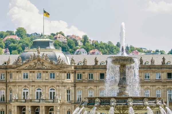 Nuevo Palacio en Schlossplatz en Stuttgart, Alemania — Foto de Stock
