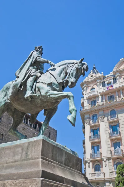 Berenguer III anıt Barcelona, İspanya — Stok fotoğraf