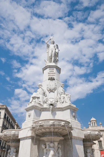 Geni Catala Fountain em Barcelona, Espanha — Fotografia de Stock