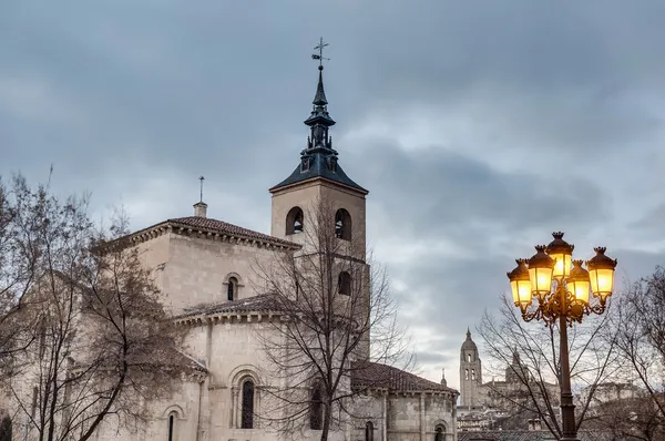 圣米良教会在西班牙塞哥维亚 — 图库照片