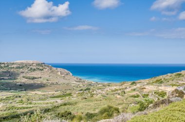 Ramla bay, gozo, malta kuzey tarafında