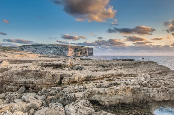 Dwajra bay i gozo island, malta. — Stockfoto