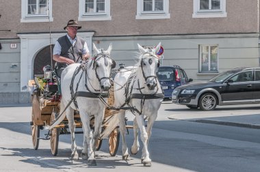 arabası sokakta salzburg, Avusturya