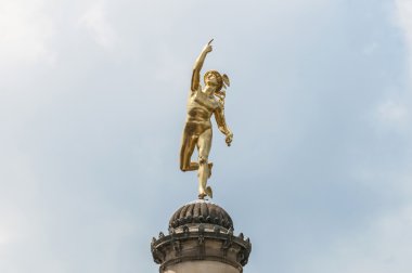 Merkür heykele schlossplatz, Almanya