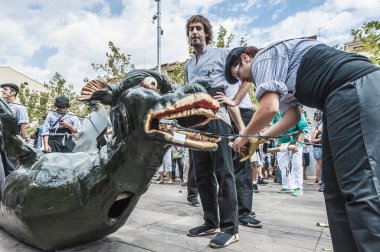 cercavila performans vilafranca del penedes festa büyük içinde