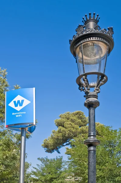 Barcelona darmowe wifi dostęp znak — Zdjęcie stockowe